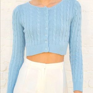 Brandy Melville Athelia Cable Knit Crop Sweater